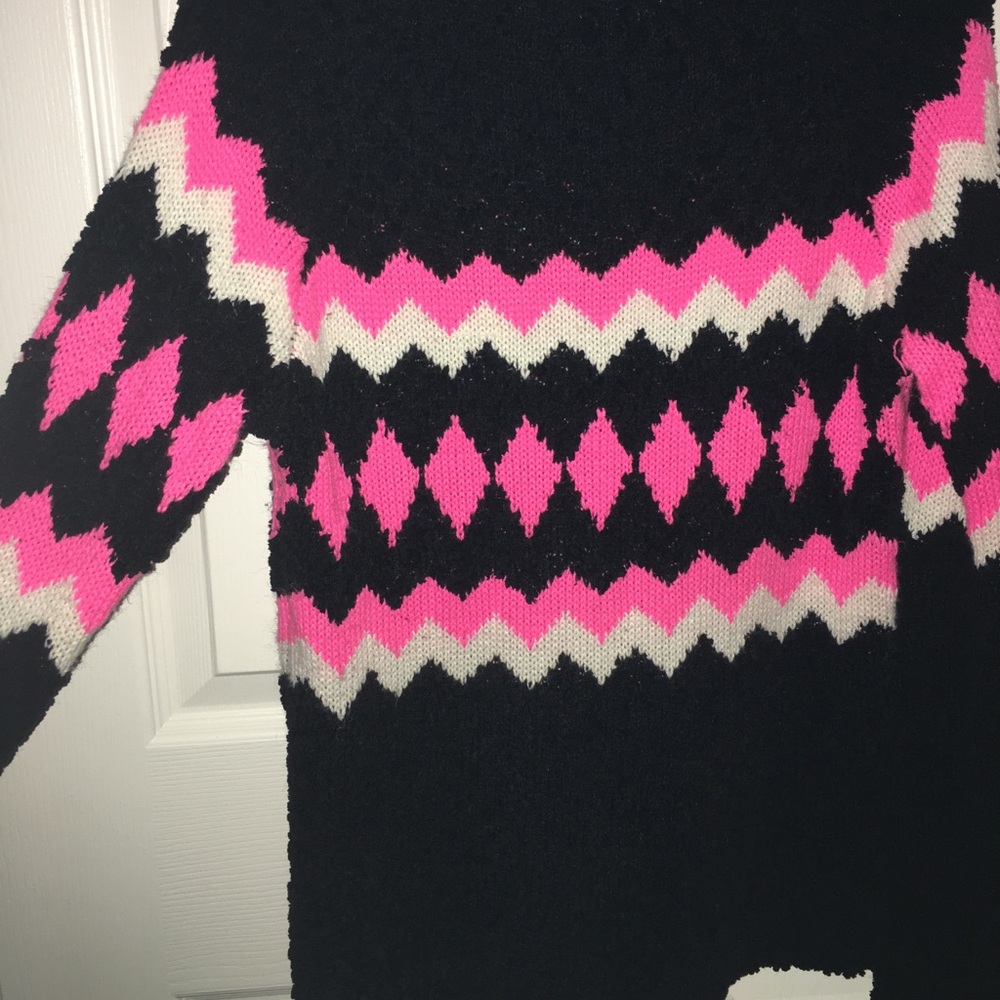 Sweater - Picture 2 of 3